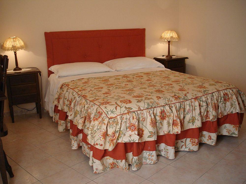 B&B Dolce Casa Syracuse Exterior photo