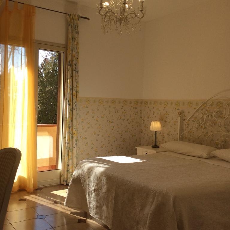 B&B Dolce Casa Syracuse Exterior photo