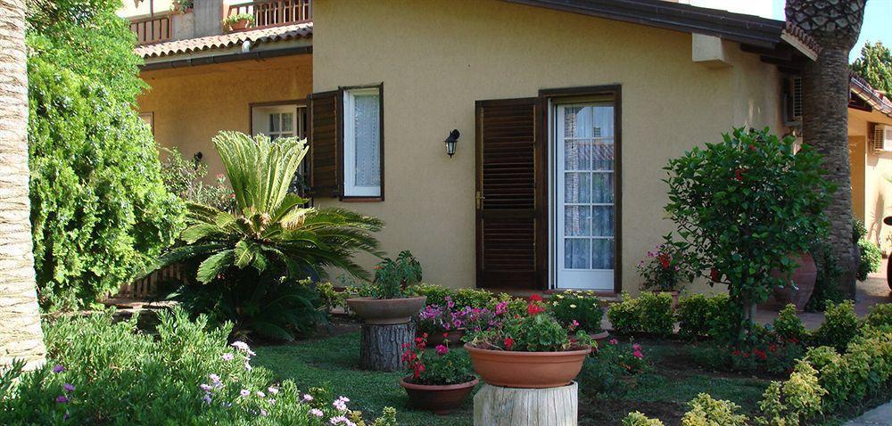 B&B Dolce Casa Syracuse Exterior photo